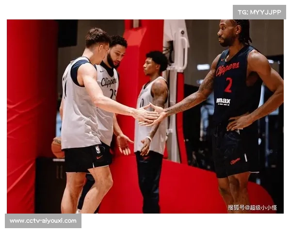 快船莱昂纳德伤愈复出,攻防核心率队避免连败